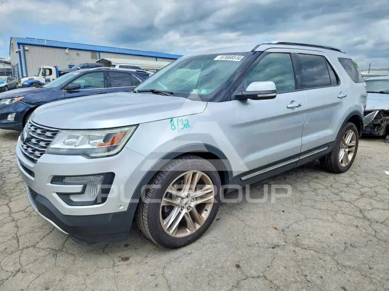 2017 Ford EXPLORER фото