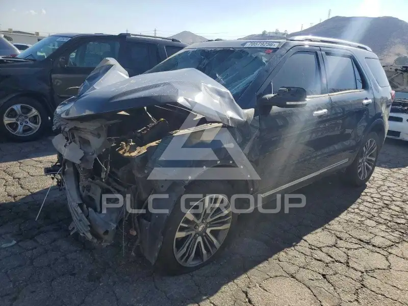 2017 Ford EXPLORER photo