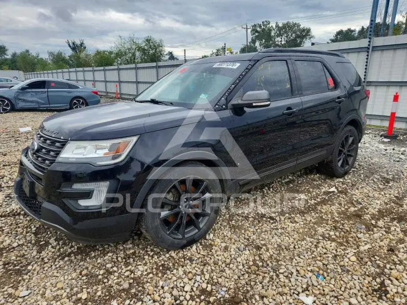 2017 Ford EXPLORER photo