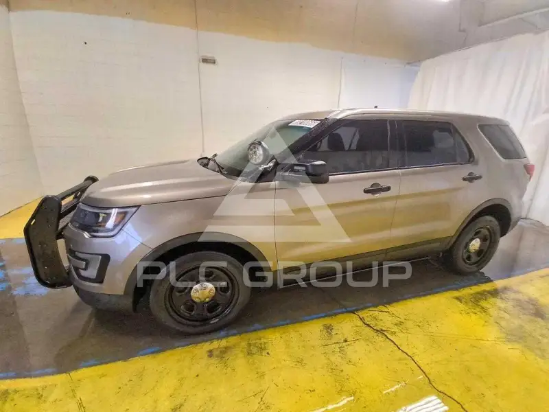 2017 Ford EXPLORER photo