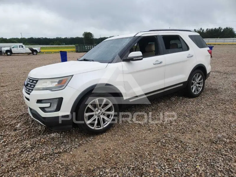 2017 Ford EXPLORER photo