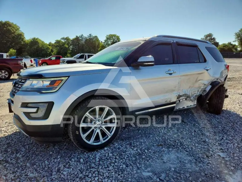 2017 Ford EXPLORER photo