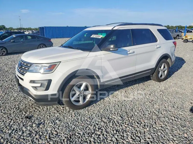 2017 Ford EXPLORER photo