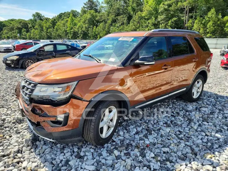 2017 Ford EXPLORER фото