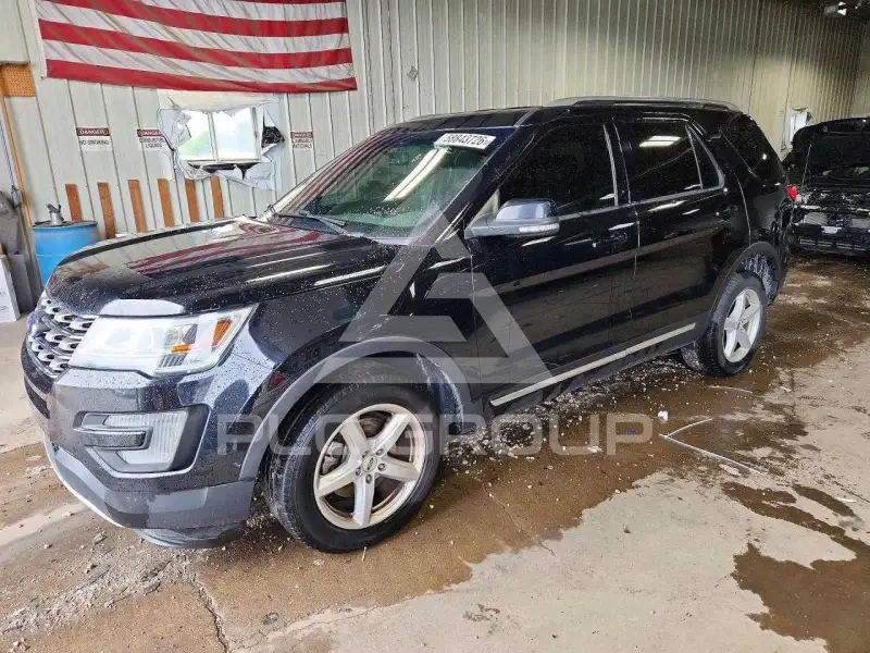 2017 Ford EXPLORER photo