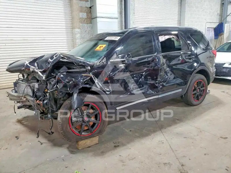 2017 Ford EXPLORER фото