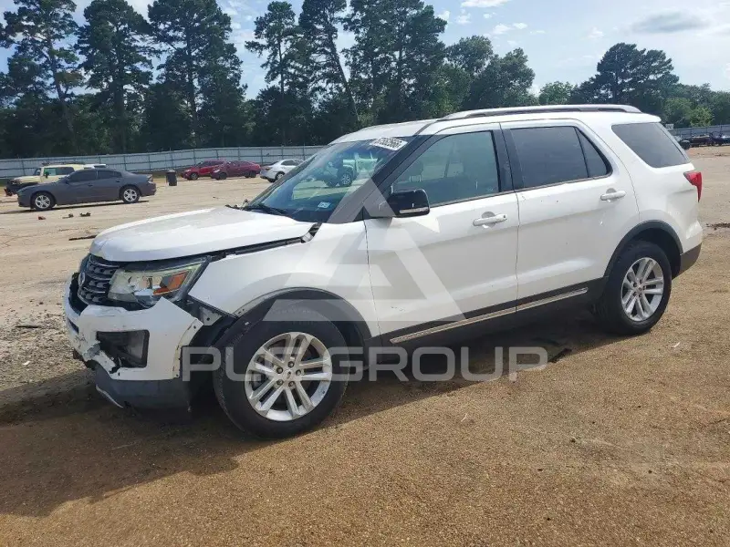 2017 Ford EXPLORER фото