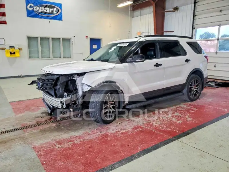 2017 Ford EXPLORER photo