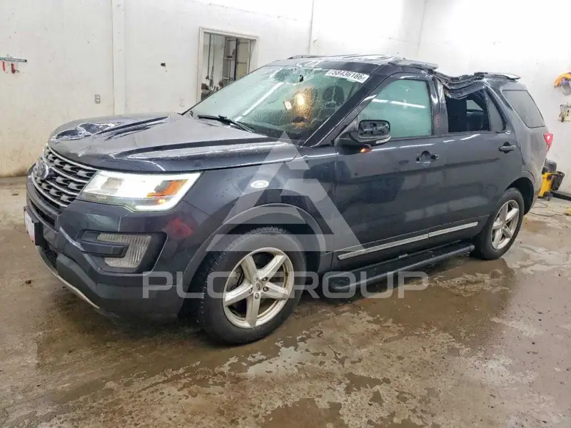 2017 Ford EXPLORER photo