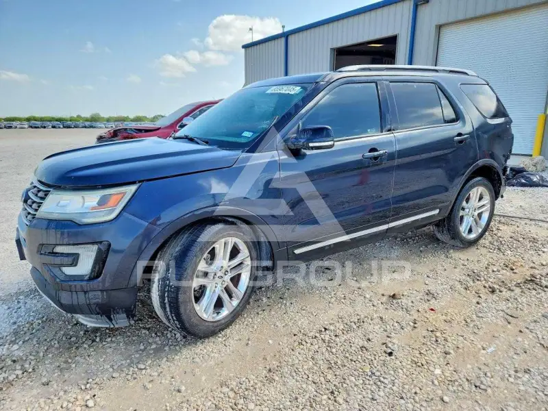 2017 Ford EXPLORER photo