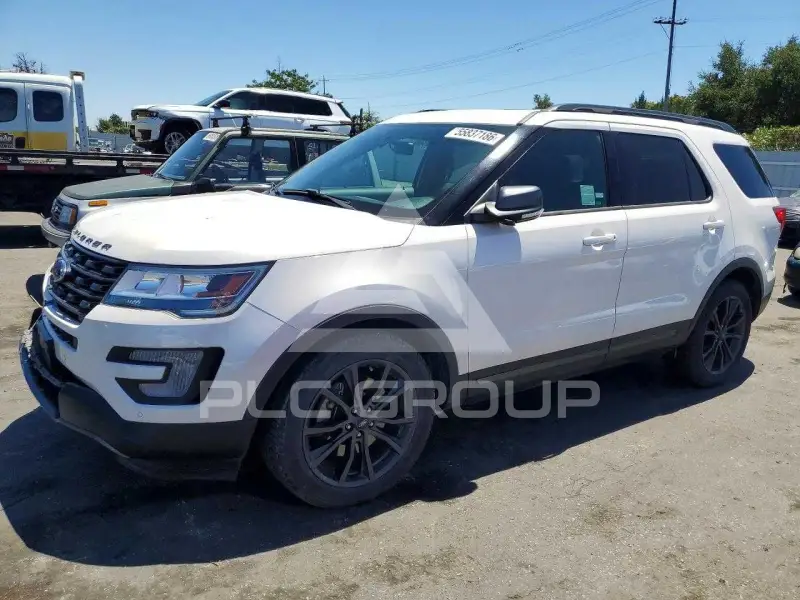 2017 Ford EXPLORER фото