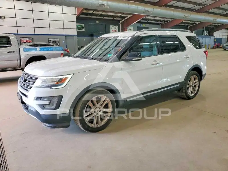 2017 Ford EXPLORER фото