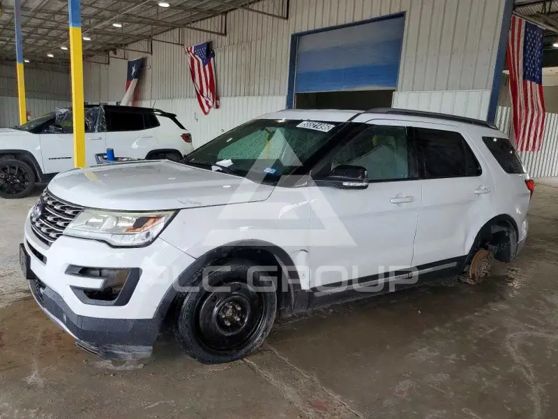2017 Ford EXPLORER фото