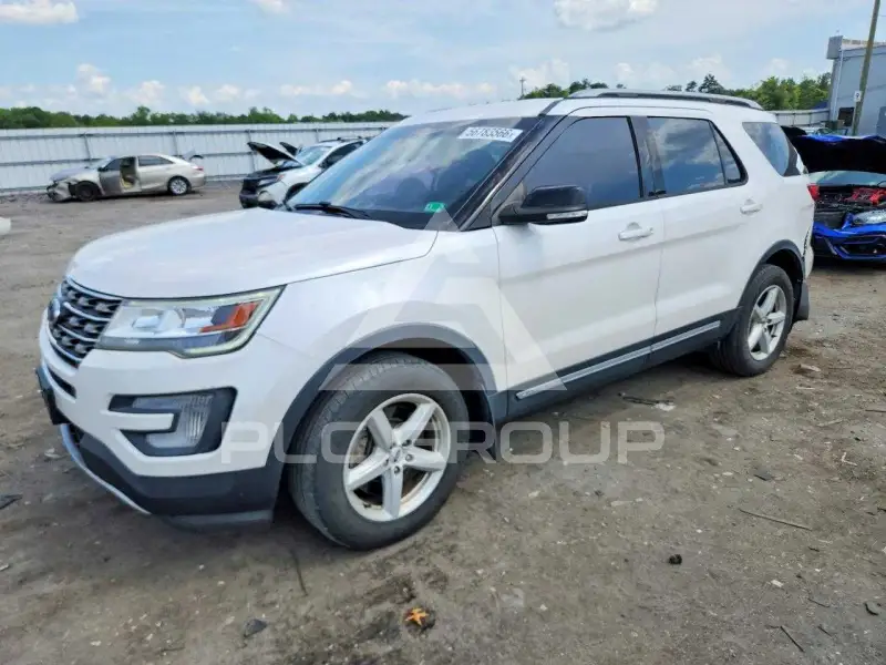 2017 Ford EXPLORER photo