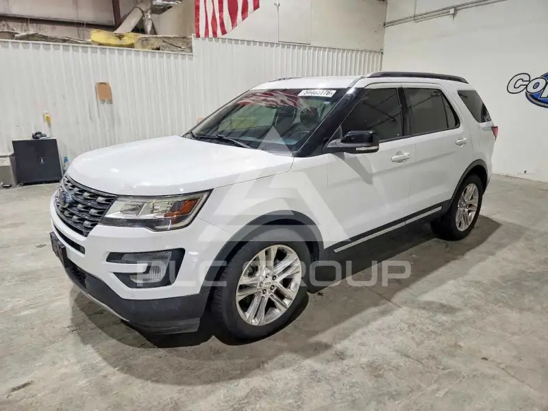 2017 Ford EXPLORER фото