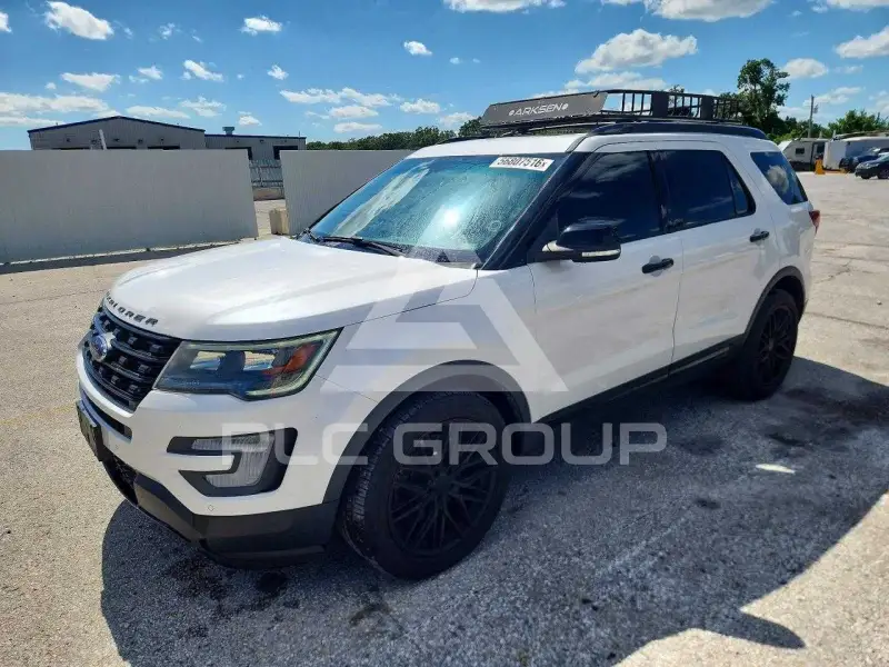 2017 Ford EXPLORER фото