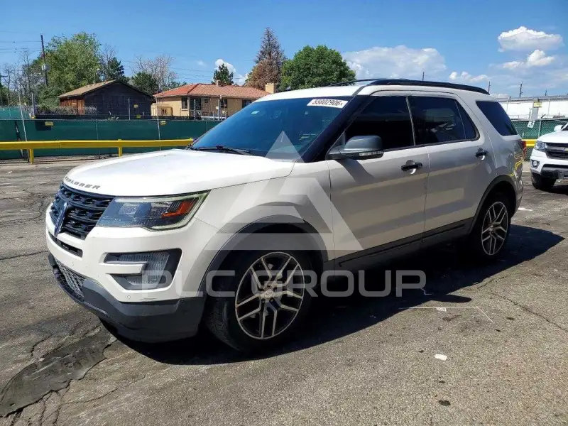 2017 Ford EXPLORER photo