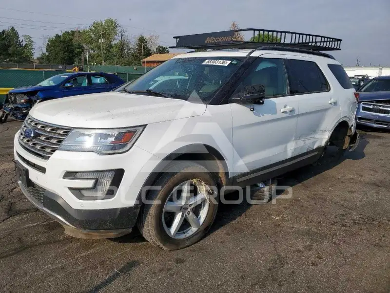 2017 Ford EXPLORER фото