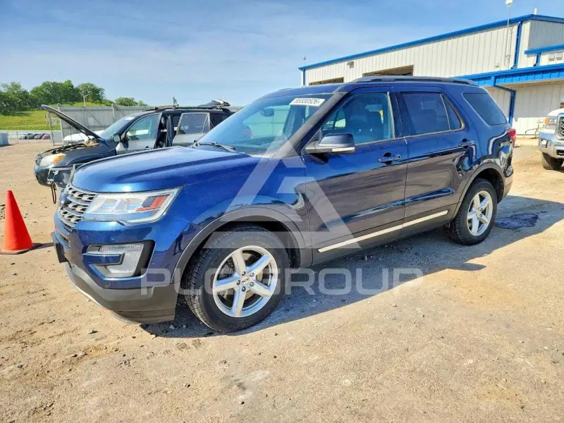2017 Ford EXPLORER photo