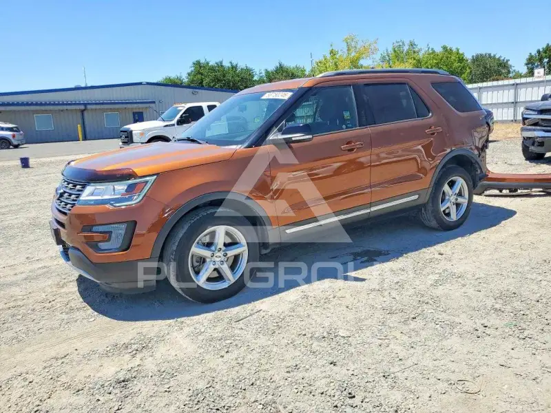 2017 Ford EXPLORER photo