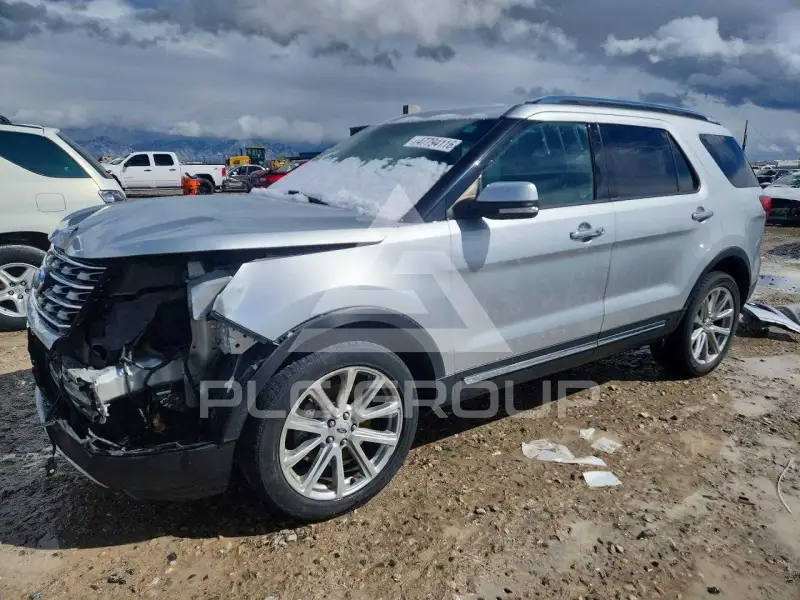 2017 Ford EXPLORER фото