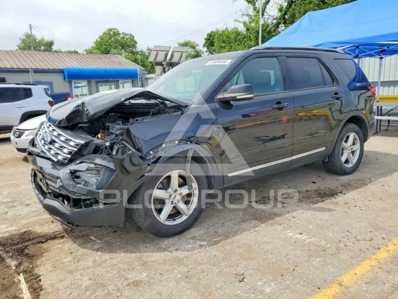 2017 Ford EXPLORER фото