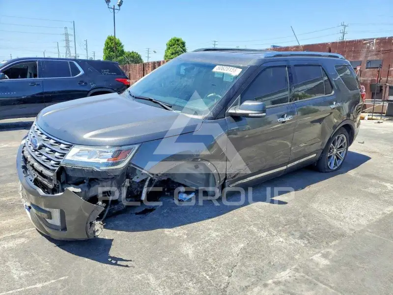 2017 Ford EXPLORER photo