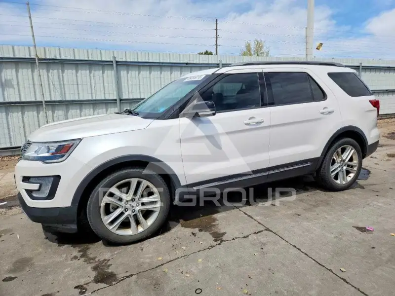 2017 Ford EXPLORER фото