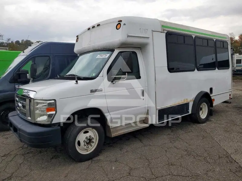 2017 Ford ECONOLINE photo