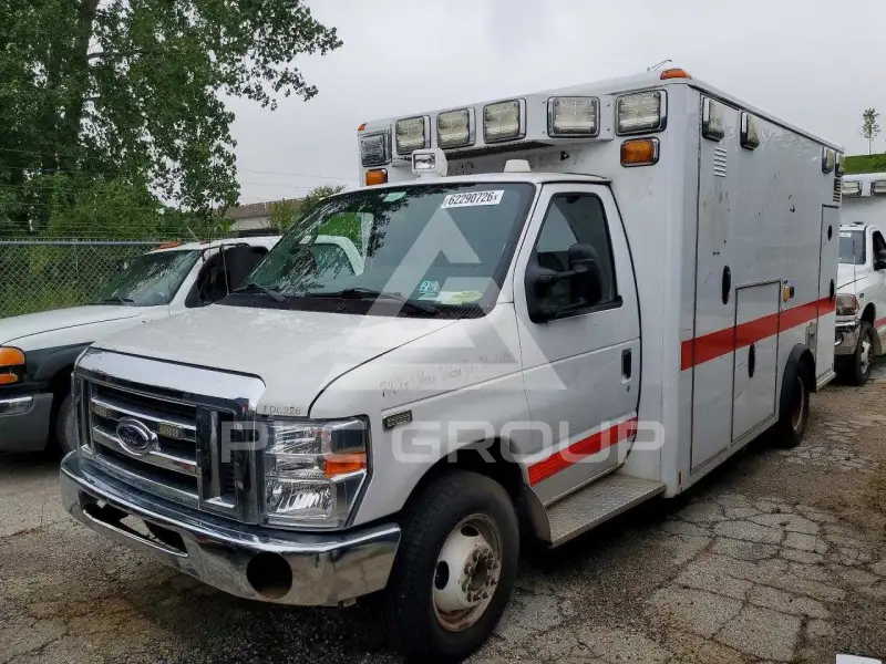 2017 Ford ECONOLINE фото