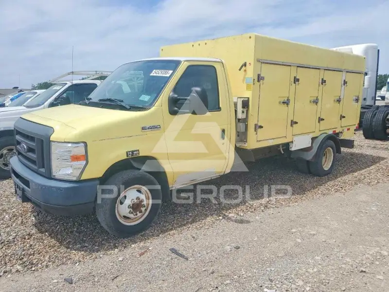 2017 Ford ECONOLINE фото