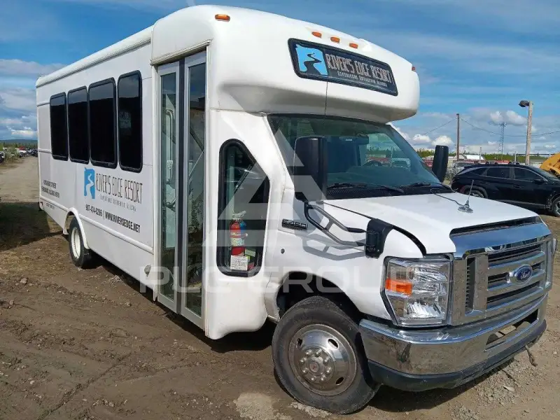 2017 Ford ECONOLINE photo