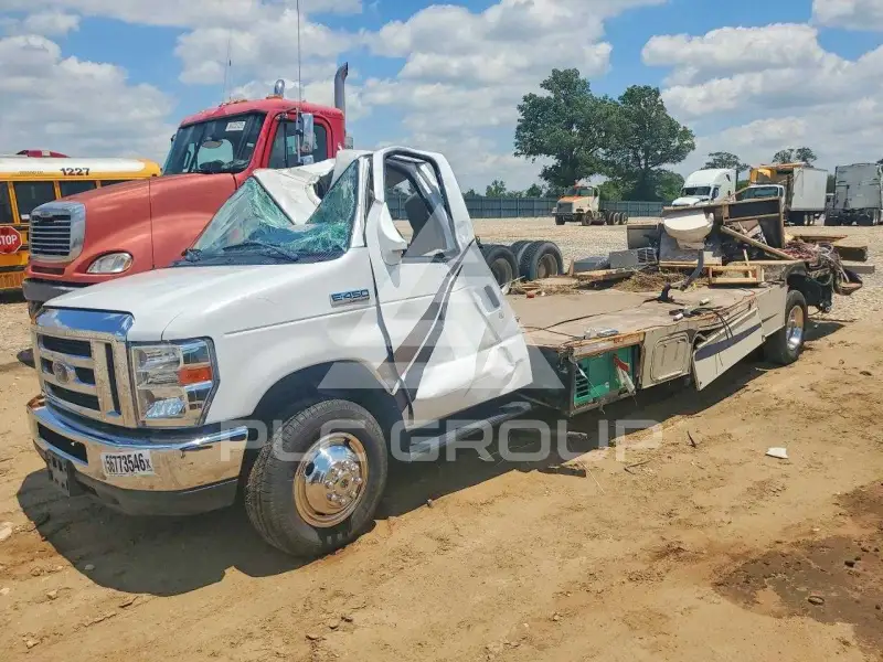 2017 Ford ECONOLINE фото
