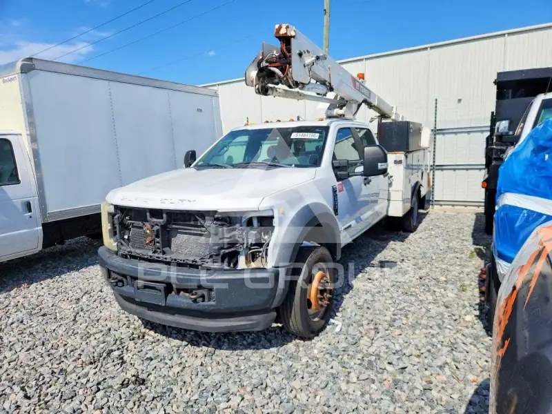 2017 Ford F-550 фото
