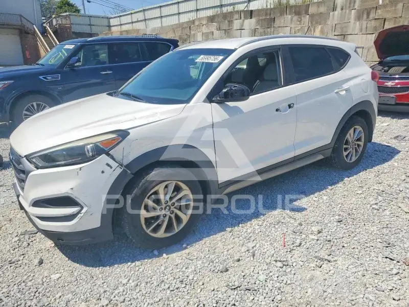 2017 Hyundai Tucson photo