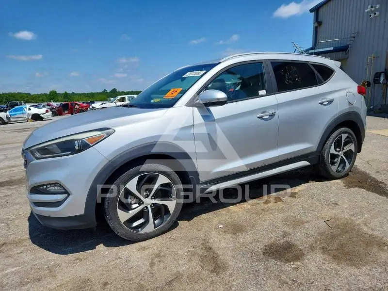 2017 Hyundai Tucson photo