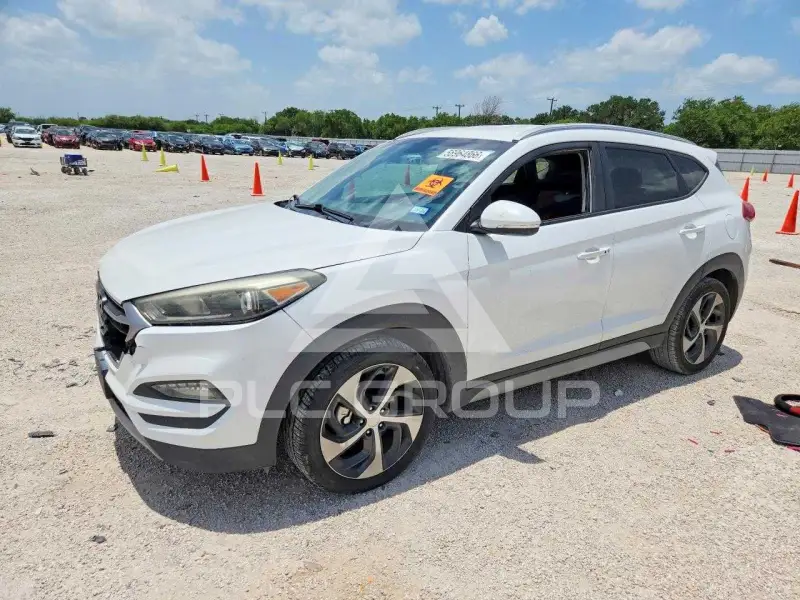 2017 Hyundai Tucson photo