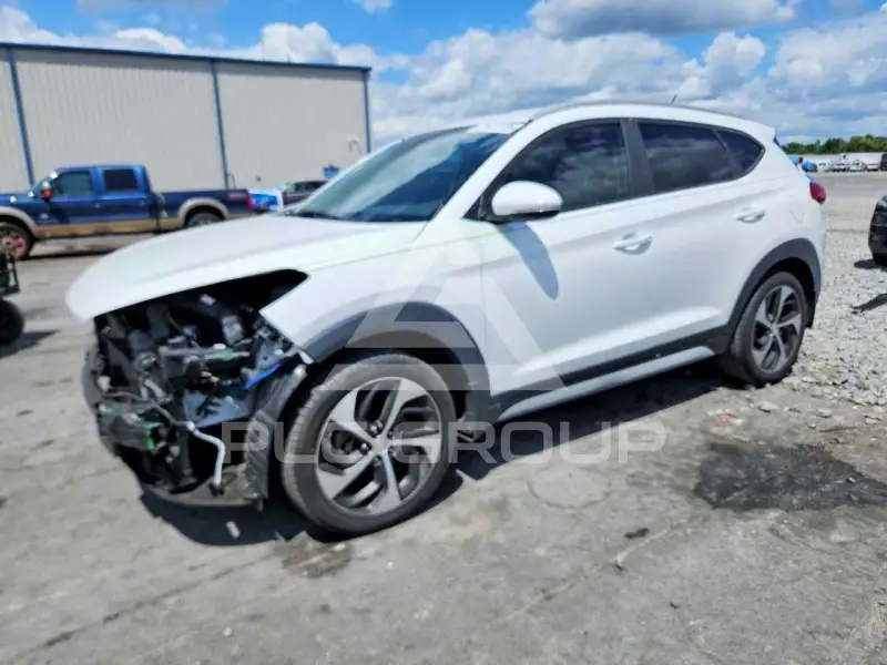 2017 Hyundai Tucson photo