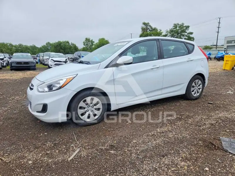 2017 Hyundai Accent photo