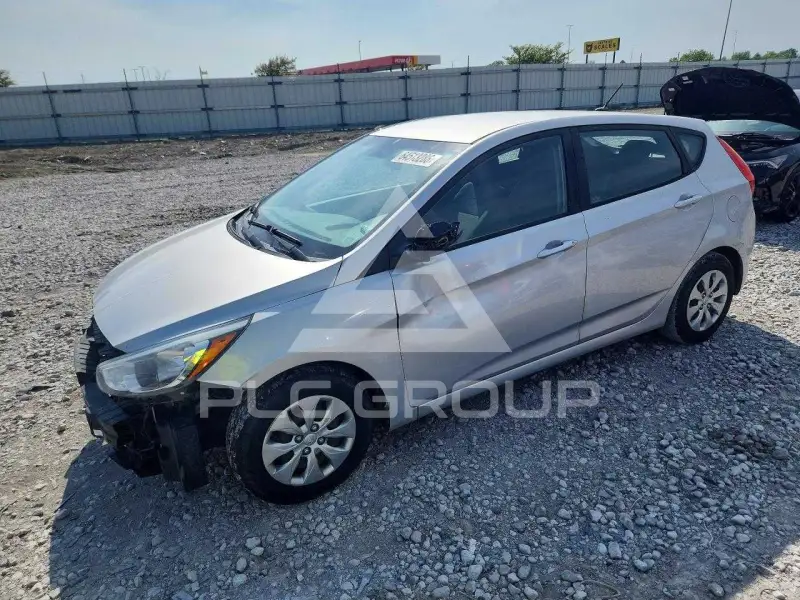 2017 Hyundai Accent photo