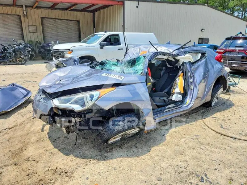 2017 Hyundai Veloster photo