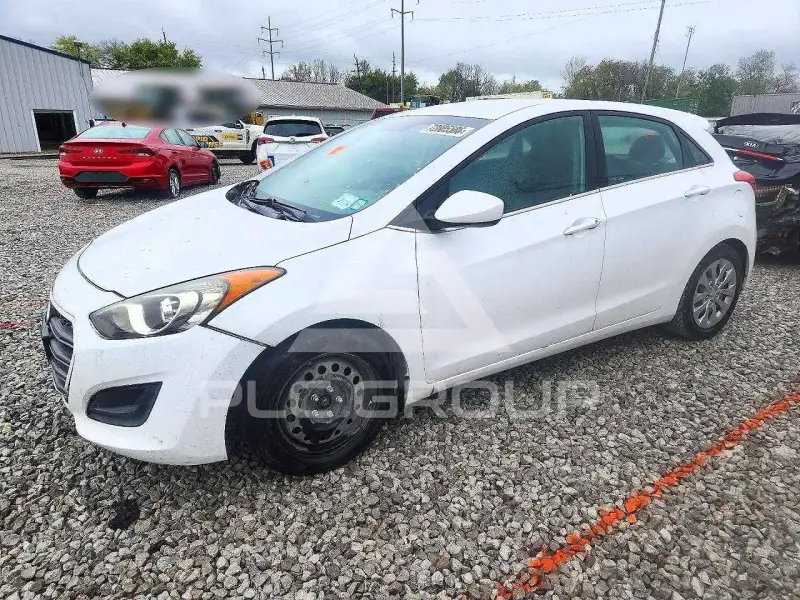 2017 Hyundai Elantra photo