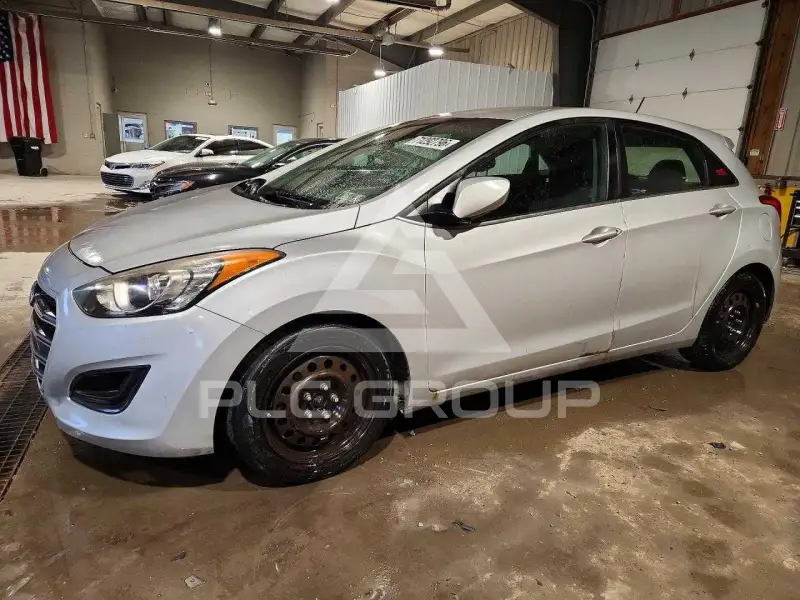 2017 Hyundai Elantra фото
