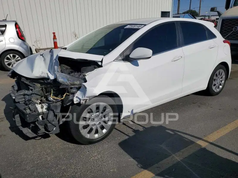 2017 Hyundai Elantra photo