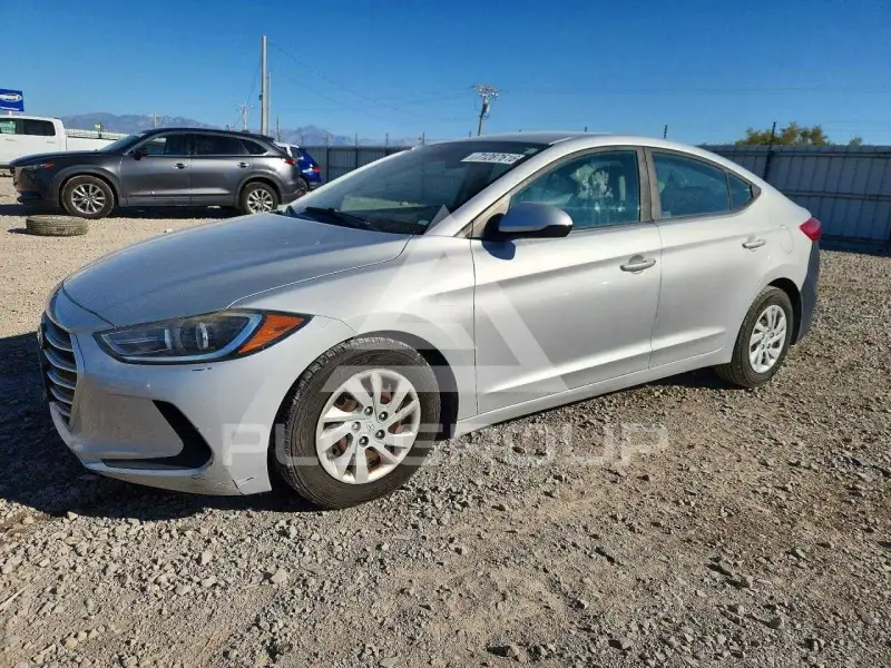 2017 Hyundai Elantra photo