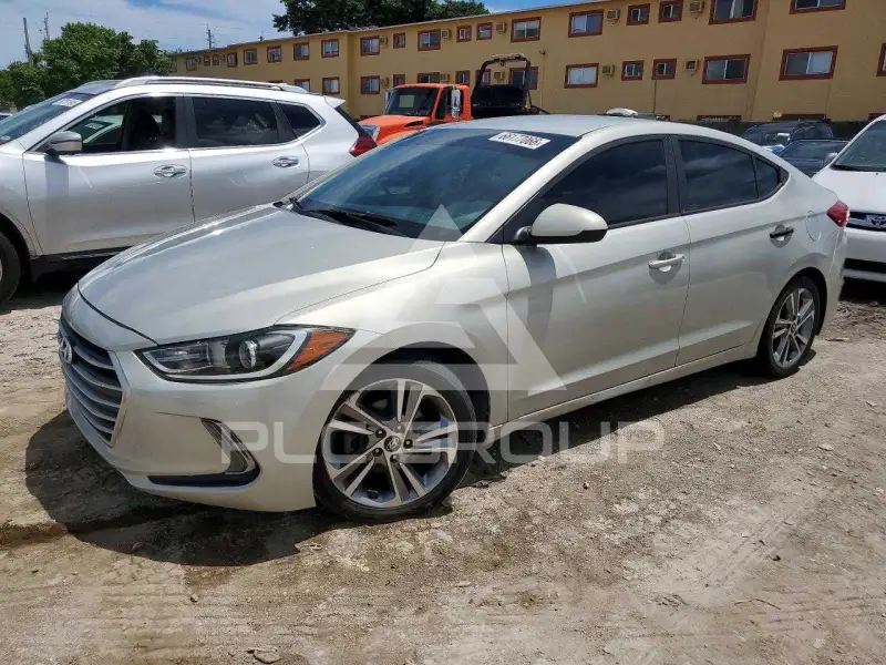 2017 Hyundai Elantra photo