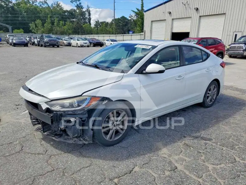 2017 Hyundai Elantra photo