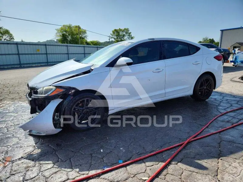 2017 Hyundai Elantra фото