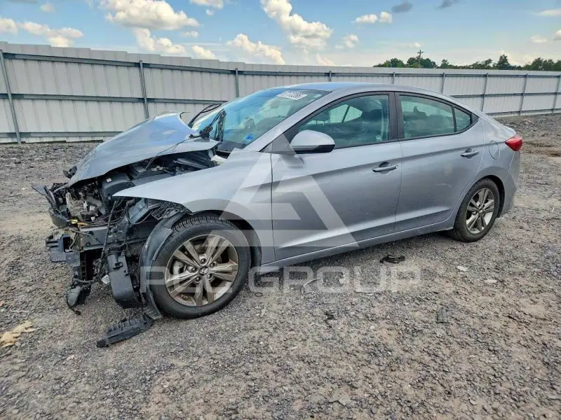 2017 Hyundai Elantra photo