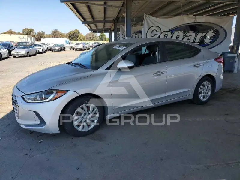 2017 Hyundai Elantra фото